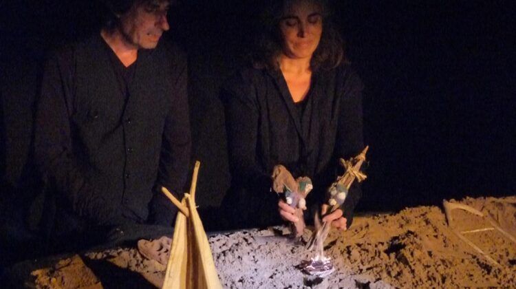 titelles de l'espectacle de teatre d'objectes o titelles Palòodrom de pengim-penjam titelles